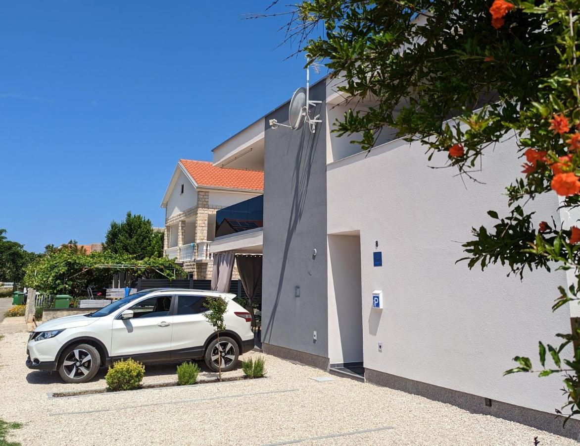 Zilip Apartments Vir Exterior photo